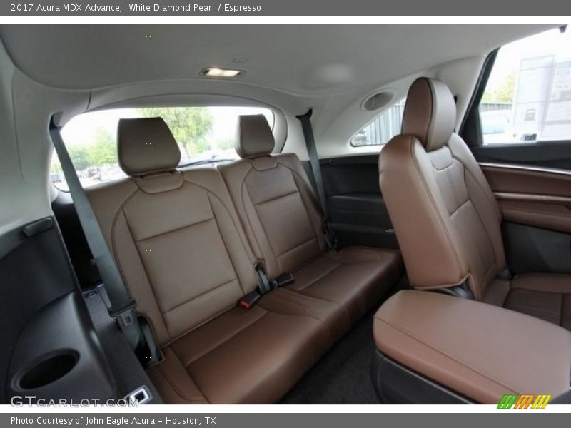 White Diamond Pearl / Espresso 2017 Acura MDX Advance