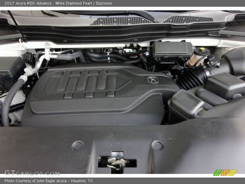 White Diamond Pearl / Espresso 2017 Acura MDX Advance