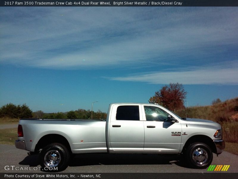  2017 3500 Tradesman Crew Cab 4x4 Dual Rear Wheel Bright Silver Metallic