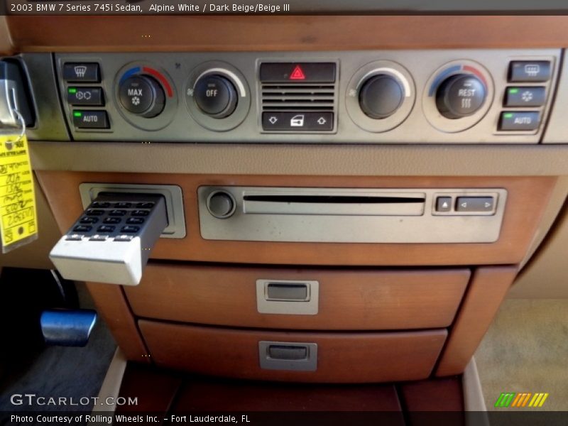 Alpine White / Dark Beige/Beige III 2003 BMW 7 Series 745i Sedan