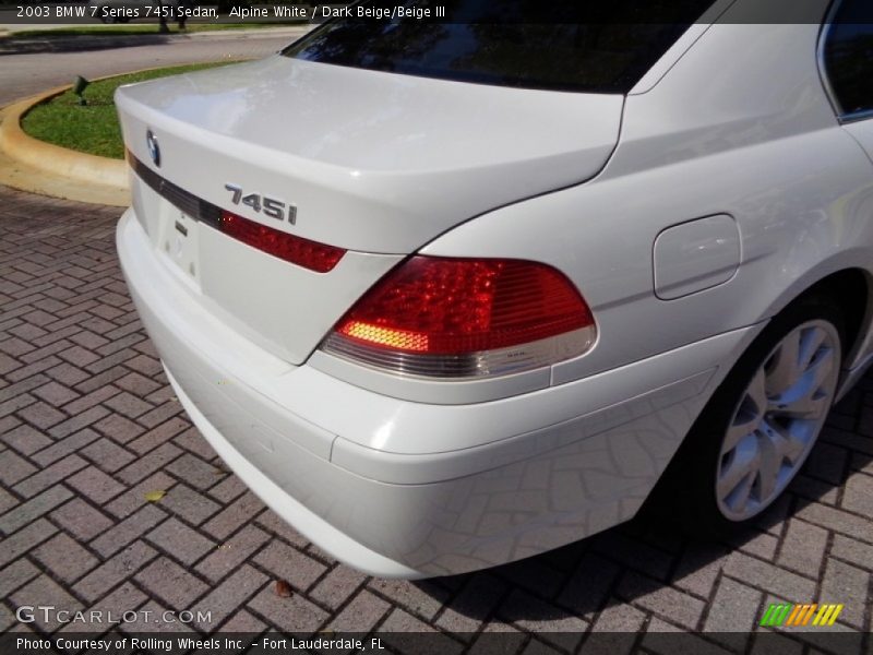Alpine White / Dark Beige/Beige III 2003 BMW 7 Series 745i Sedan