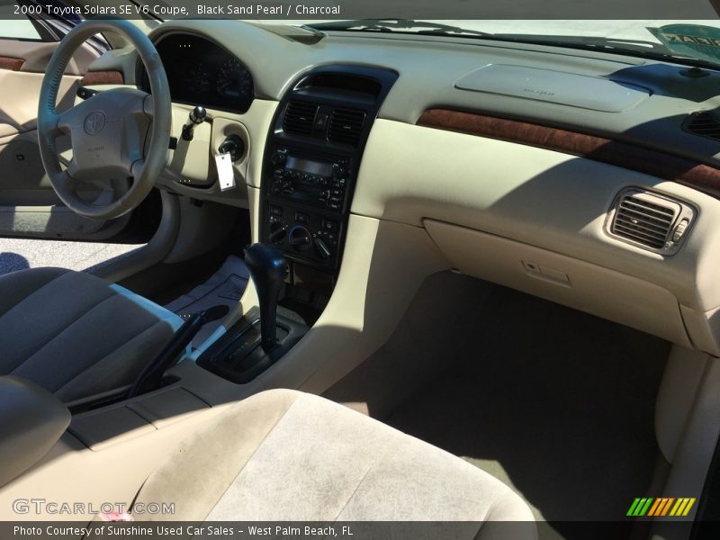 Black Sand Pearl / Charcoal 2000 Toyota Solara SE V6 Coupe