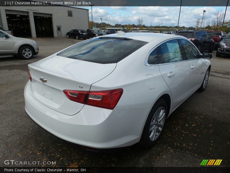Summit White / Jet Black 2017 Chevrolet Malibu LT