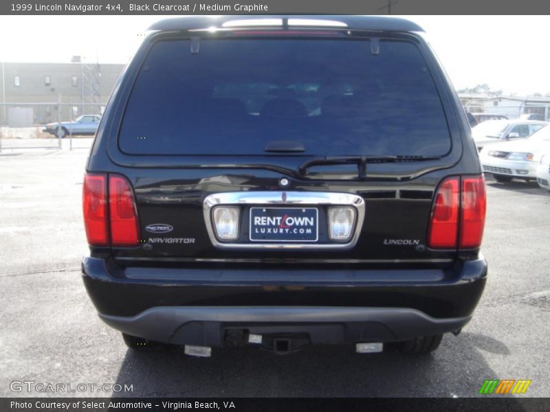 Black Clearcoat / Medium Graphite 1999 Lincoln Navigator 4x4