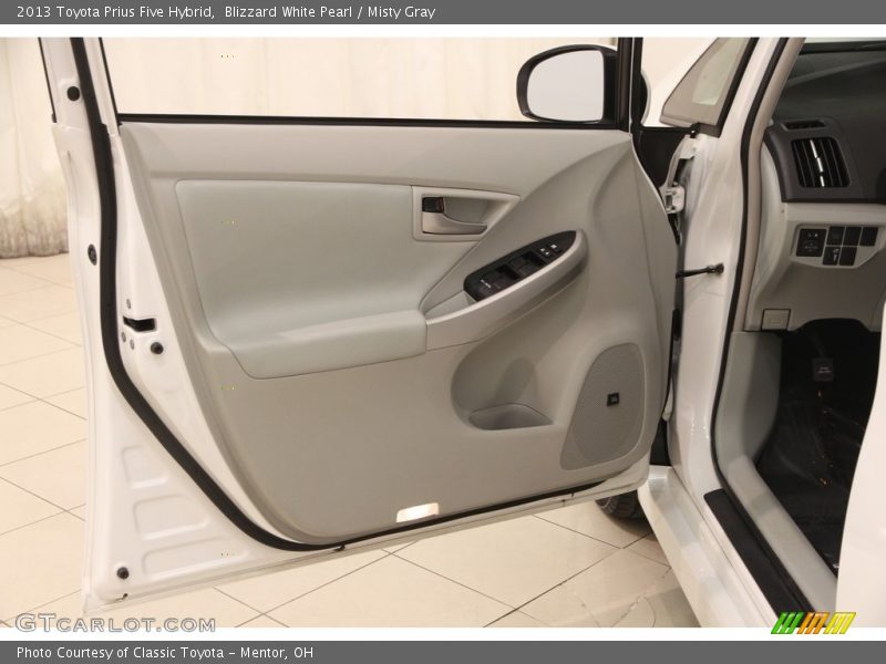 Blizzard White Pearl / Misty Gray 2013 Toyota Prius Five Hybrid