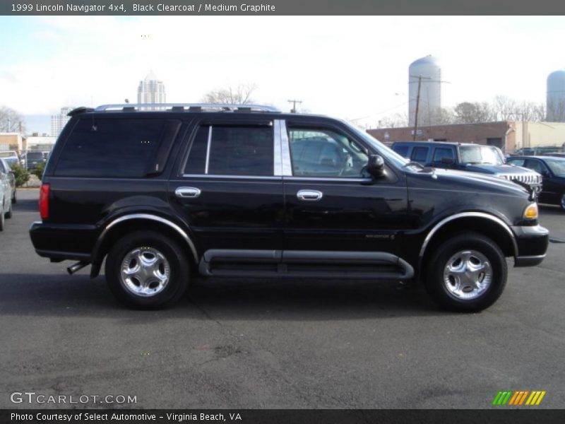 Black Clearcoat / Medium Graphite 1999 Lincoln Navigator 4x4
