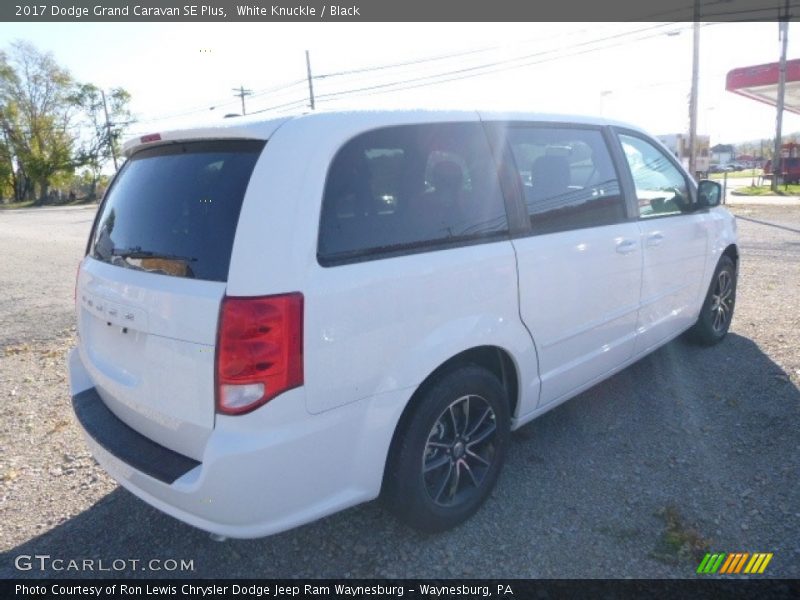 White Knuckle / Black 2017 Dodge Grand Caravan SE Plus