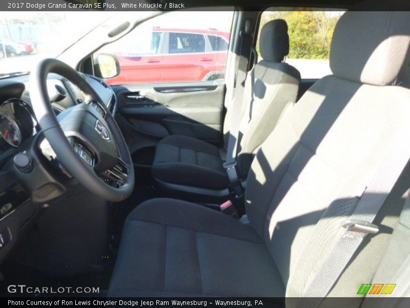 White Knuckle / Black 2017 Dodge Grand Caravan SE Plus