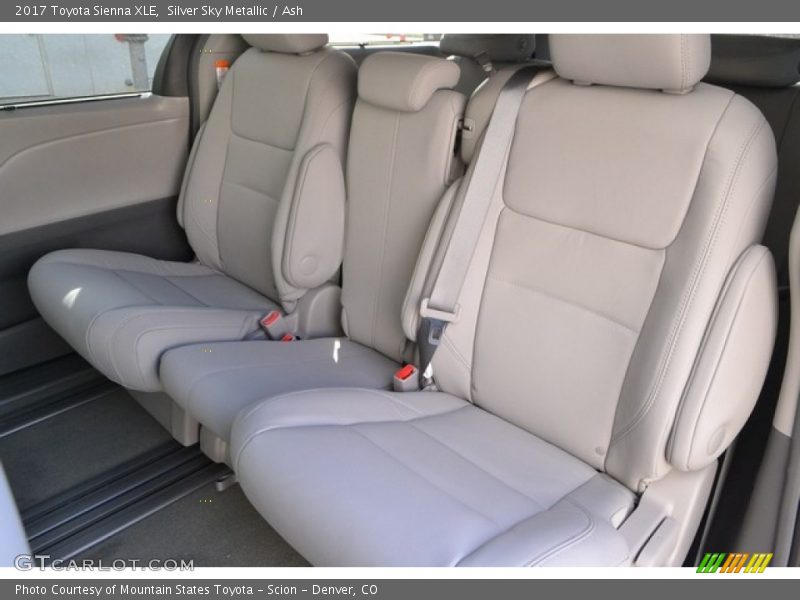 Silver Sky Metallic / Ash 2017 Toyota Sienna XLE