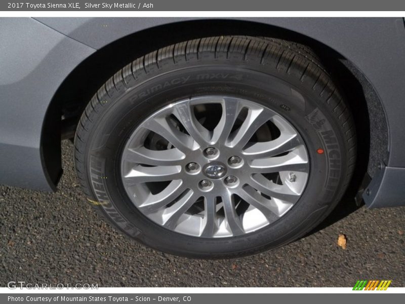 Silver Sky Metallic / Ash 2017 Toyota Sienna XLE