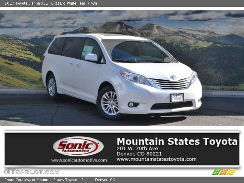 Blizzard White Pearl / Ash 2017 Toyota Sienna XLE