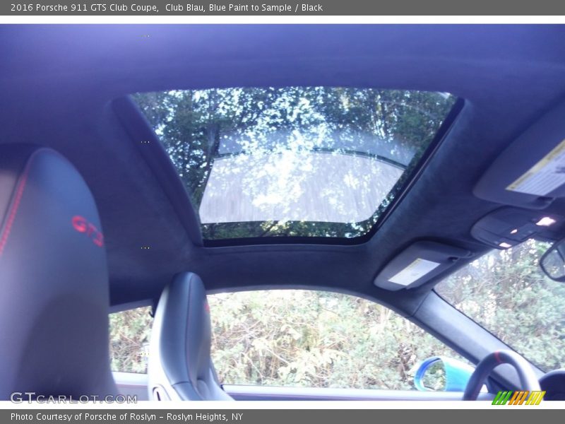 Sunroof of 2016 911 GTS Club Coupe