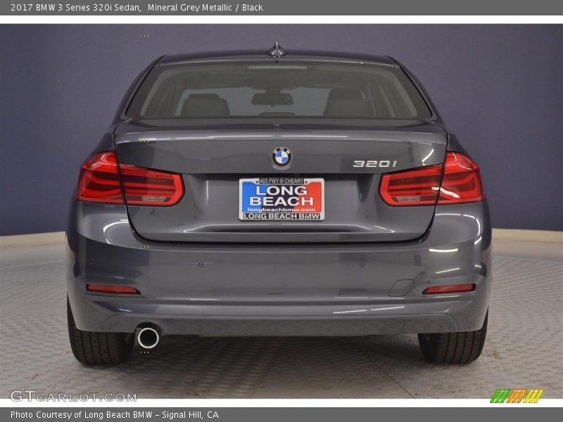 Mineral Grey Metallic / Black 2017 BMW 3 Series 320i Sedan