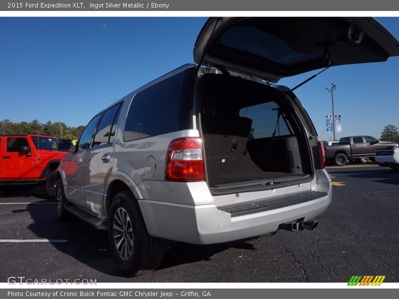 Ingot Silver Metallic / Ebony 2015 Ford Expedition XLT