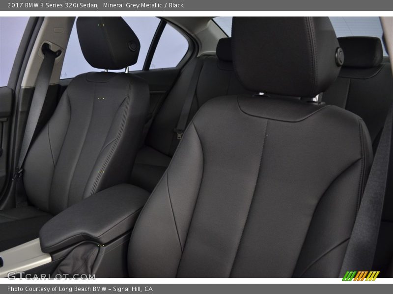 Mineral Grey Metallic / Black 2017 BMW 3 Series 320i Sedan
