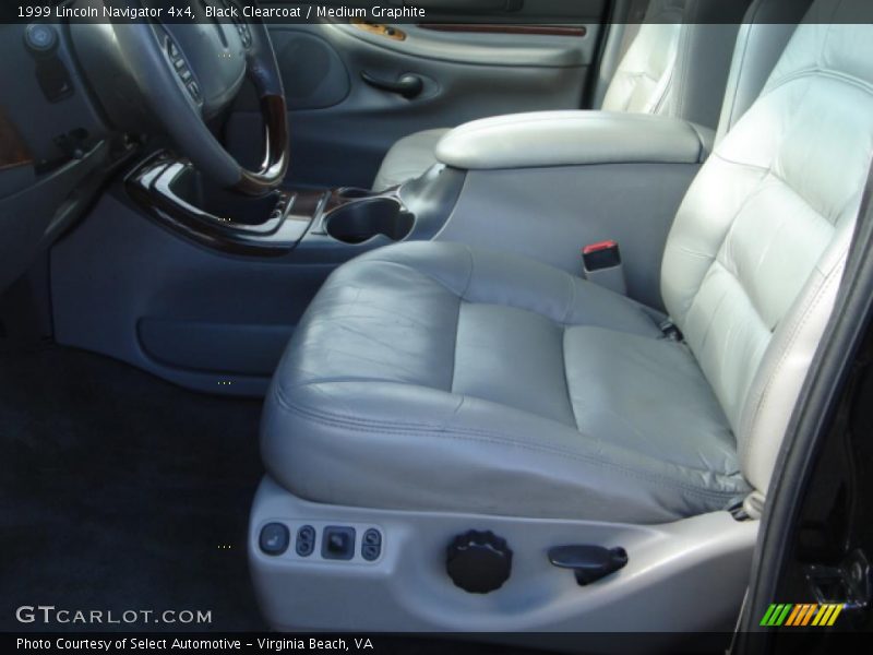 Black Clearcoat / Medium Graphite 1999 Lincoln Navigator 4x4