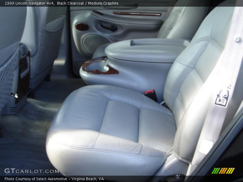 Black Clearcoat / Medium Graphite 1999 Lincoln Navigator 4x4
