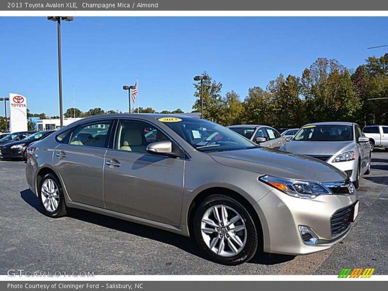 Champagne Mica / Almond 2013 Toyota Avalon XLE
