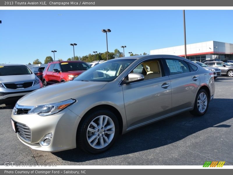 Champagne Mica / Almond 2013 Toyota Avalon XLE