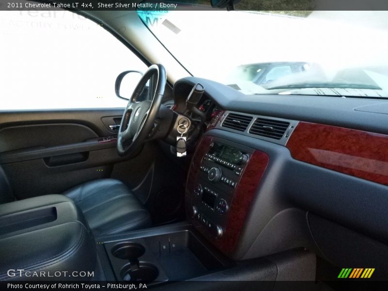 Sheer Silver Metallic / Ebony 2011 Chevrolet Tahoe LT 4x4