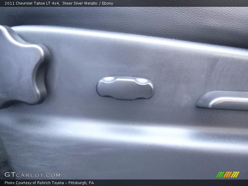 Sheer Silver Metallic / Ebony 2011 Chevrolet Tahoe LT 4x4