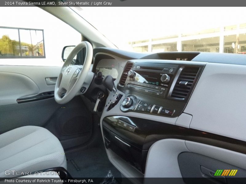 Silver Sky Metallic / Light Gray 2014 Toyota Sienna LE AWD