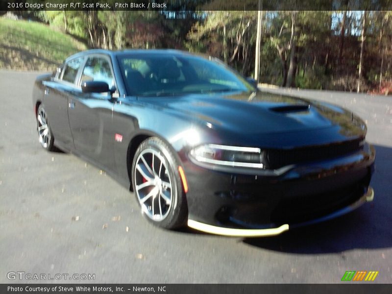 Pitch Black / Black 2016 Dodge Charger R/T Scat Pack