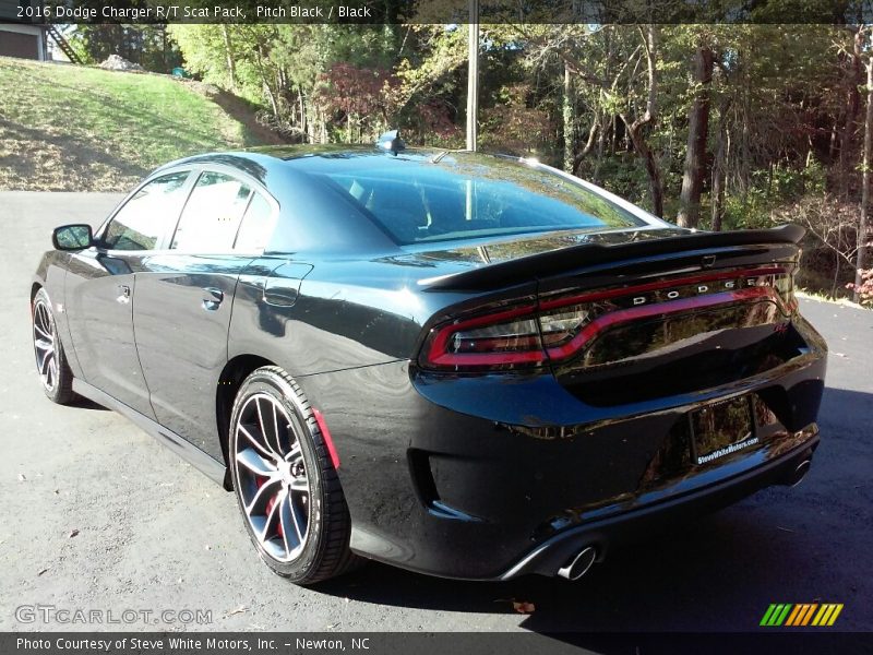Pitch Black / Black 2016 Dodge Charger R/T Scat Pack