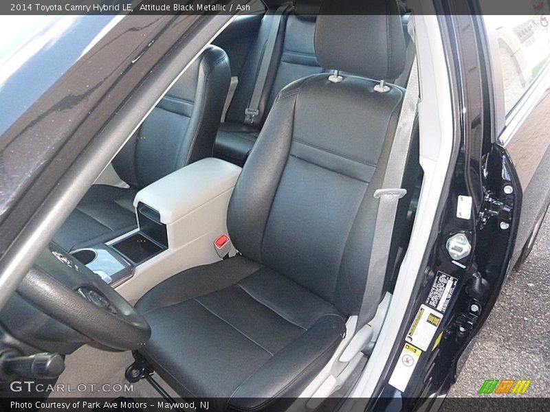 Attitude Black Metallic / Ash 2014 Toyota Camry Hybrid LE