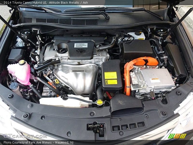 Attitude Black Metallic / Ash 2014 Toyota Camry Hybrid LE