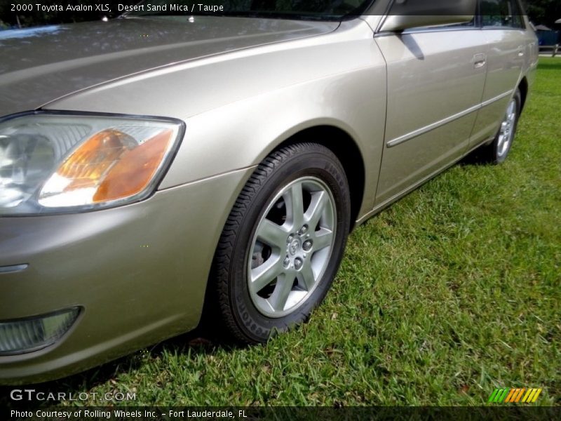 Desert Sand Mica / Taupe 2000 Toyota Avalon XLS