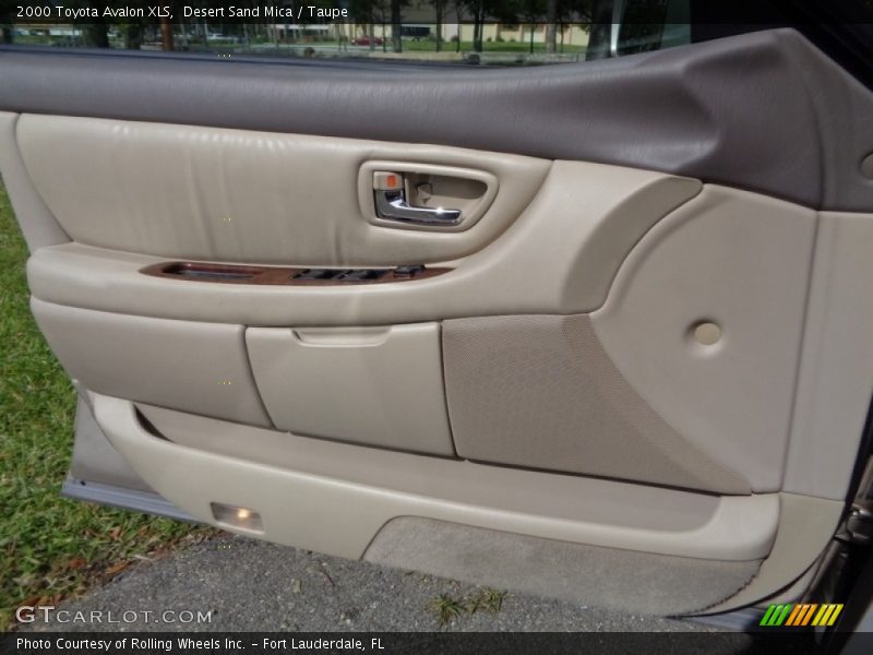 Desert Sand Mica / Taupe 2000 Toyota Avalon XLS