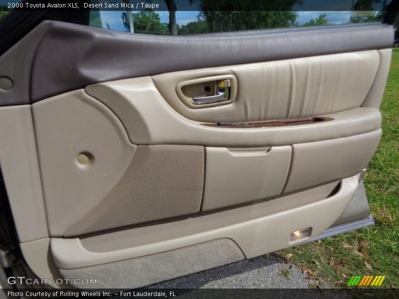 Desert Sand Mica / Taupe 2000 Toyota Avalon XLS