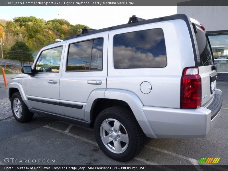 Light Graystone Pearl / Medium Slate Gray 2007 Jeep Commander Sport 4x4