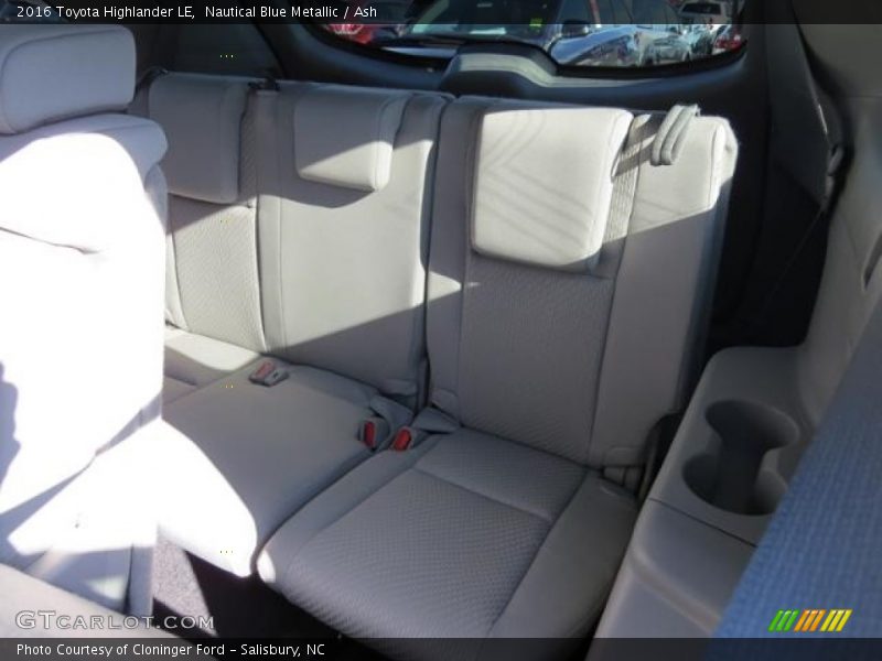 Nautical Blue Metallic / Ash 2016 Toyota Highlander LE
