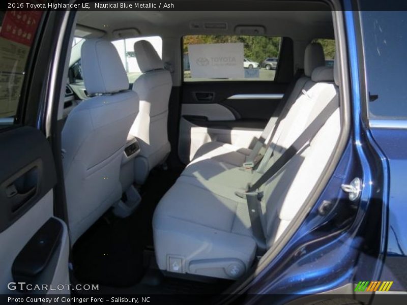 Nautical Blue Metallic / Ash 2016 Toyota Highlander LE