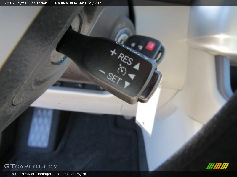 Nautical Blue Metallic / Ash 2016 Toyota Highlander LE