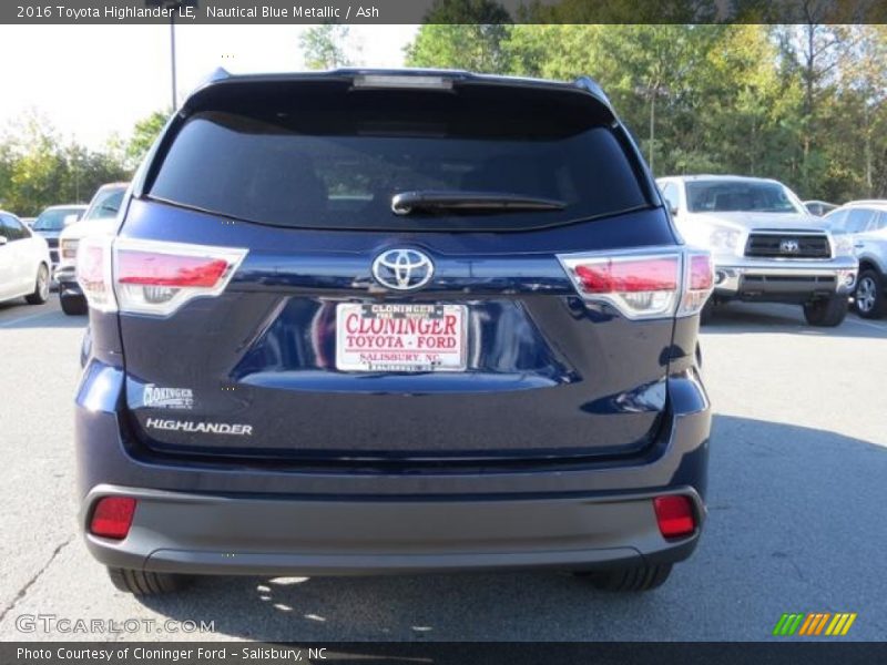 Nautical Blue Metallic / Ash 2016 Toyota Highlander LE