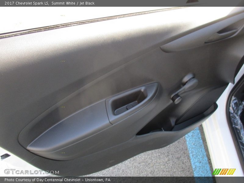 Summit White / Jet Black 2017 Chevrolet Spark LS