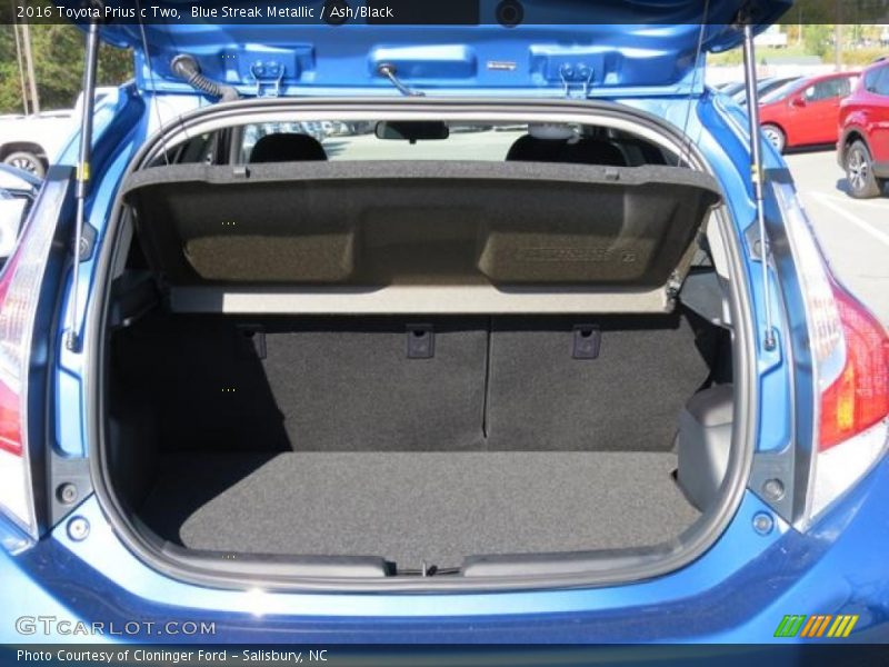 Blue Streak Metallic / Ash/Black 2016 Toyota Prius c Two
