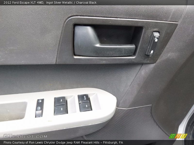 Ingot Silver Metallic / Charcoal Black 2012 Ford Escape XLT 4WD