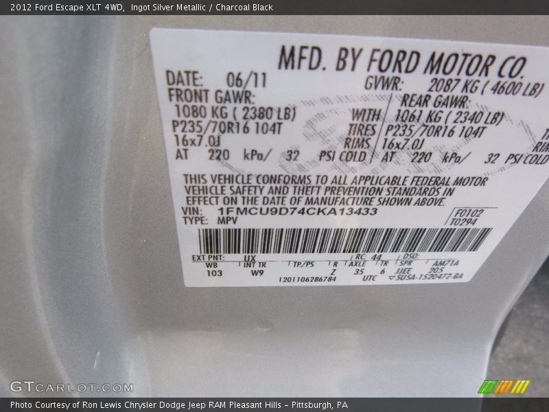 Ingot Silver Metallic / Charcoal Black 2012 Ford Escape XLT 4WD