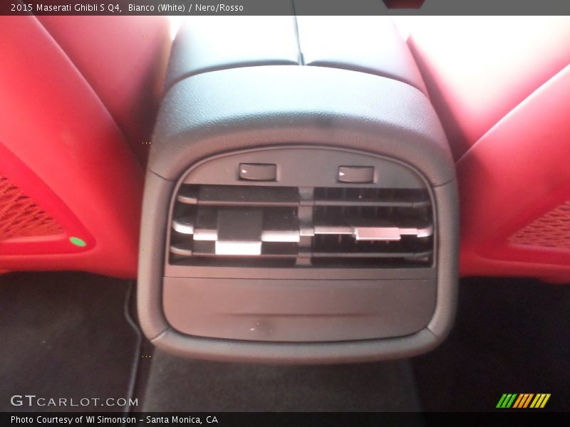 Bianco (White) / Nero/Rosso 2015 Maserati Ghibli S Q4