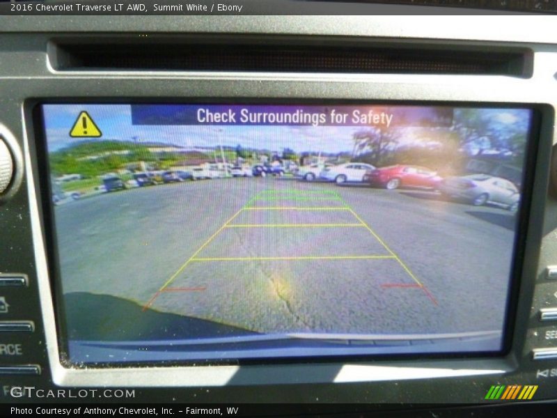 Summit White / Ebony 2016 Chevrolet Traverse LT AWD