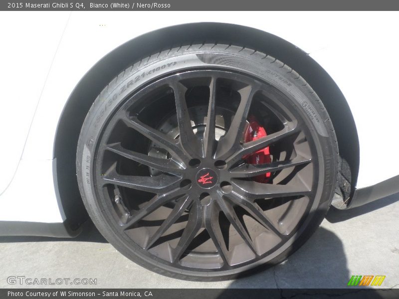 Bianco (White) / Nero/Rosso 2015 Maserati Ghibli S Q4