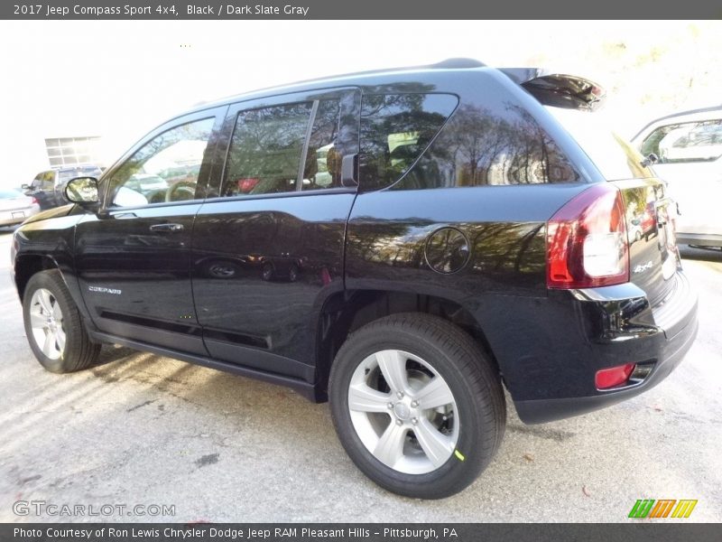 Black / Dark Slate Gray 2017 Jeep Compass Sport 4x4