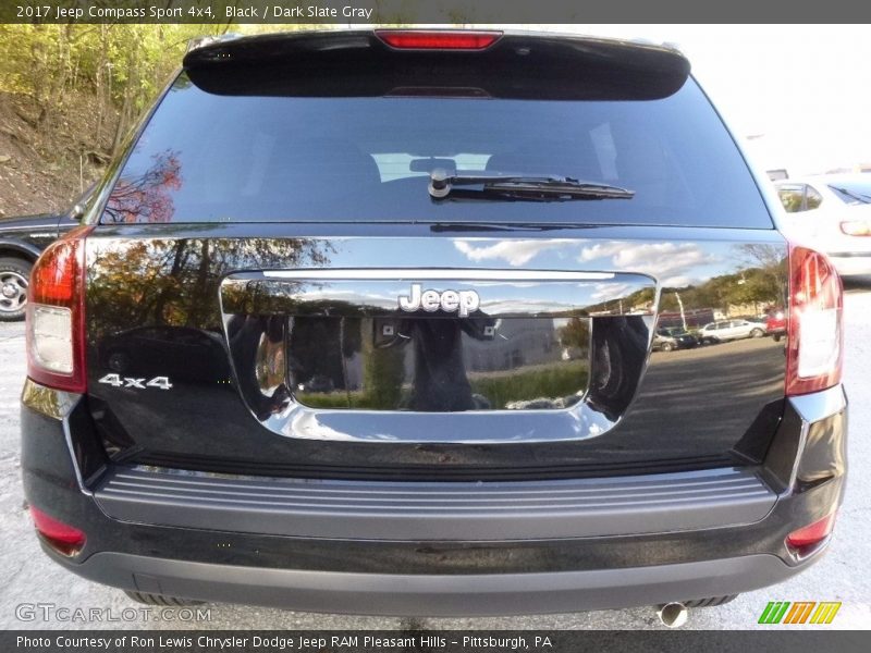 Black / Dark Slate Gray 2017 Jeep Compass Sport 4x4