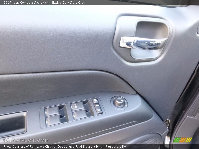 Black / Dark Slate Gray 2017 Jeep Compass Sport 4x4