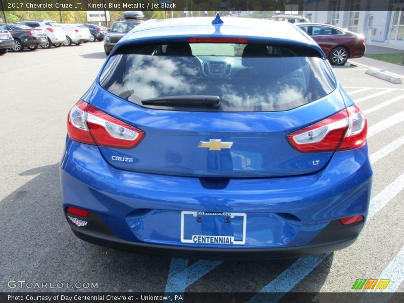 Kinetic Blue Metallic / Jet Black 2017 Chevrolet Cruze LT