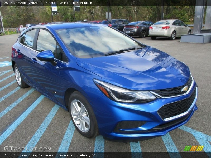 Kinetic Blue Metallic / Jet Black 2017 Chevrolet Cruze LT